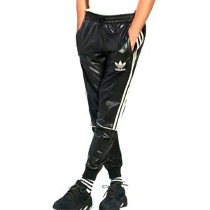 NWT ADIDAS CHILE 20 ORIGINALS TREFOIL TRACK PANTS SIZE M